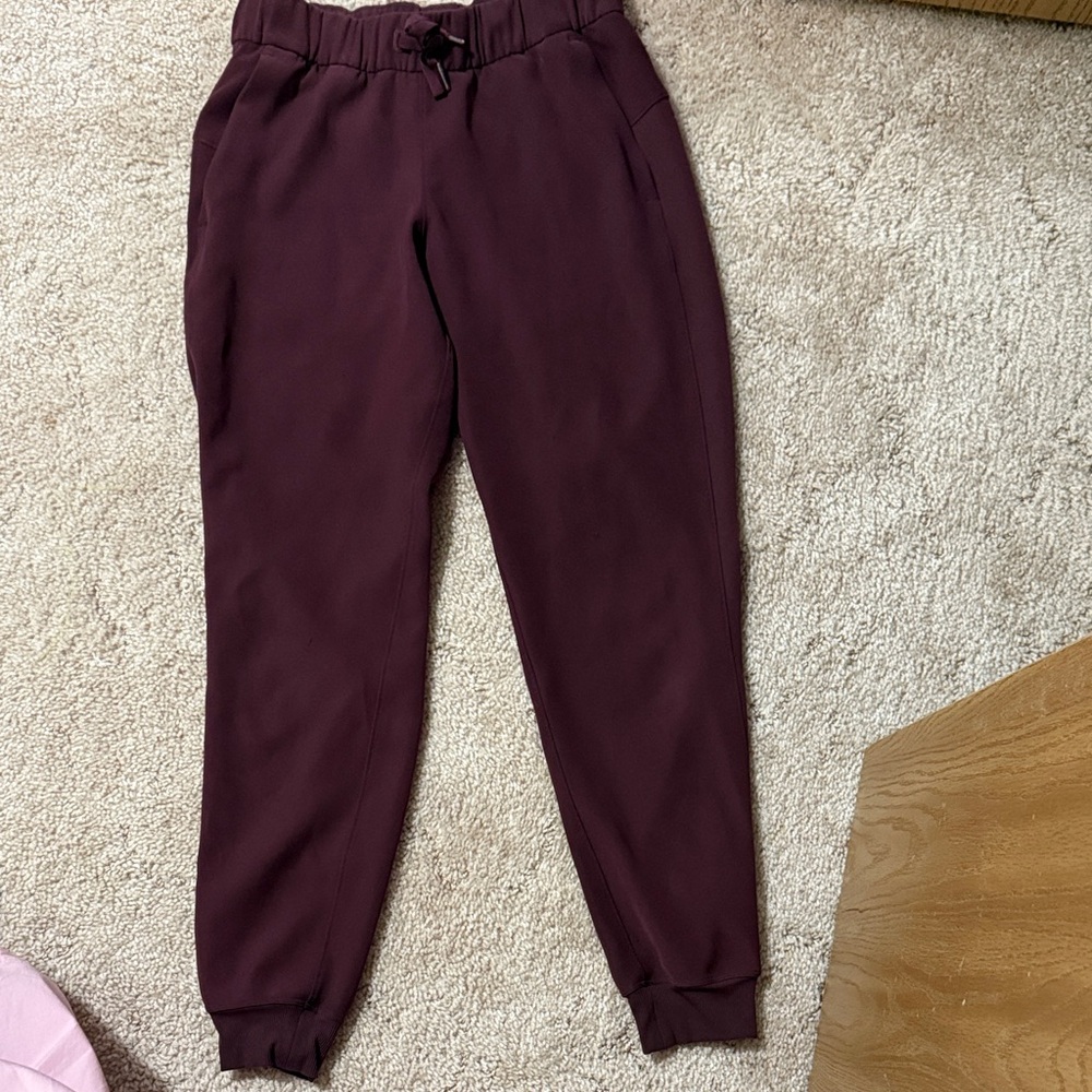 Lululemon On The Fly Joggers